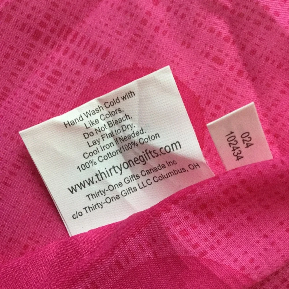 Thirty-one Pink Punch Bowl Scarf Foulard NIB